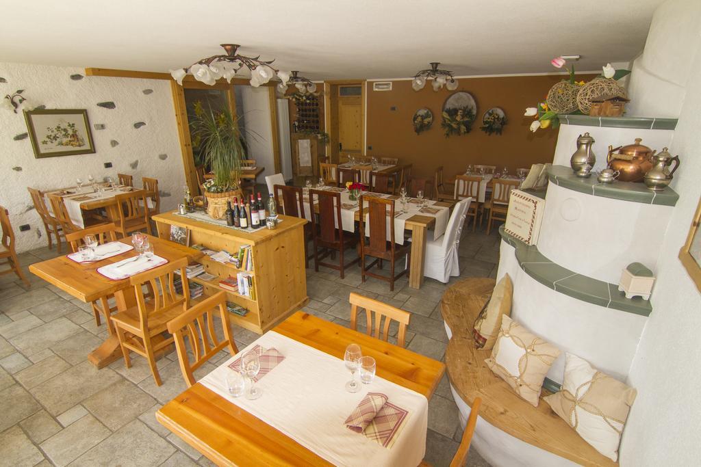 Agriturismo Raethia Isolaccia Exterior photo
