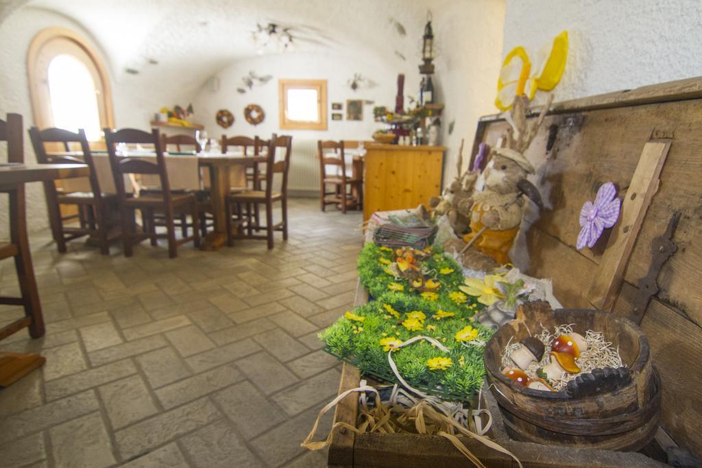 Agriturismo Raethia Isolaccia Exterior photo